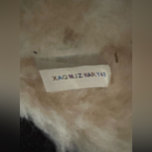 UGG Scuff Logo Men Slippers - Picture 10 of 15